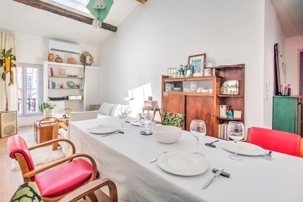 Appartement Place Des Halles Sète Extérieur photo